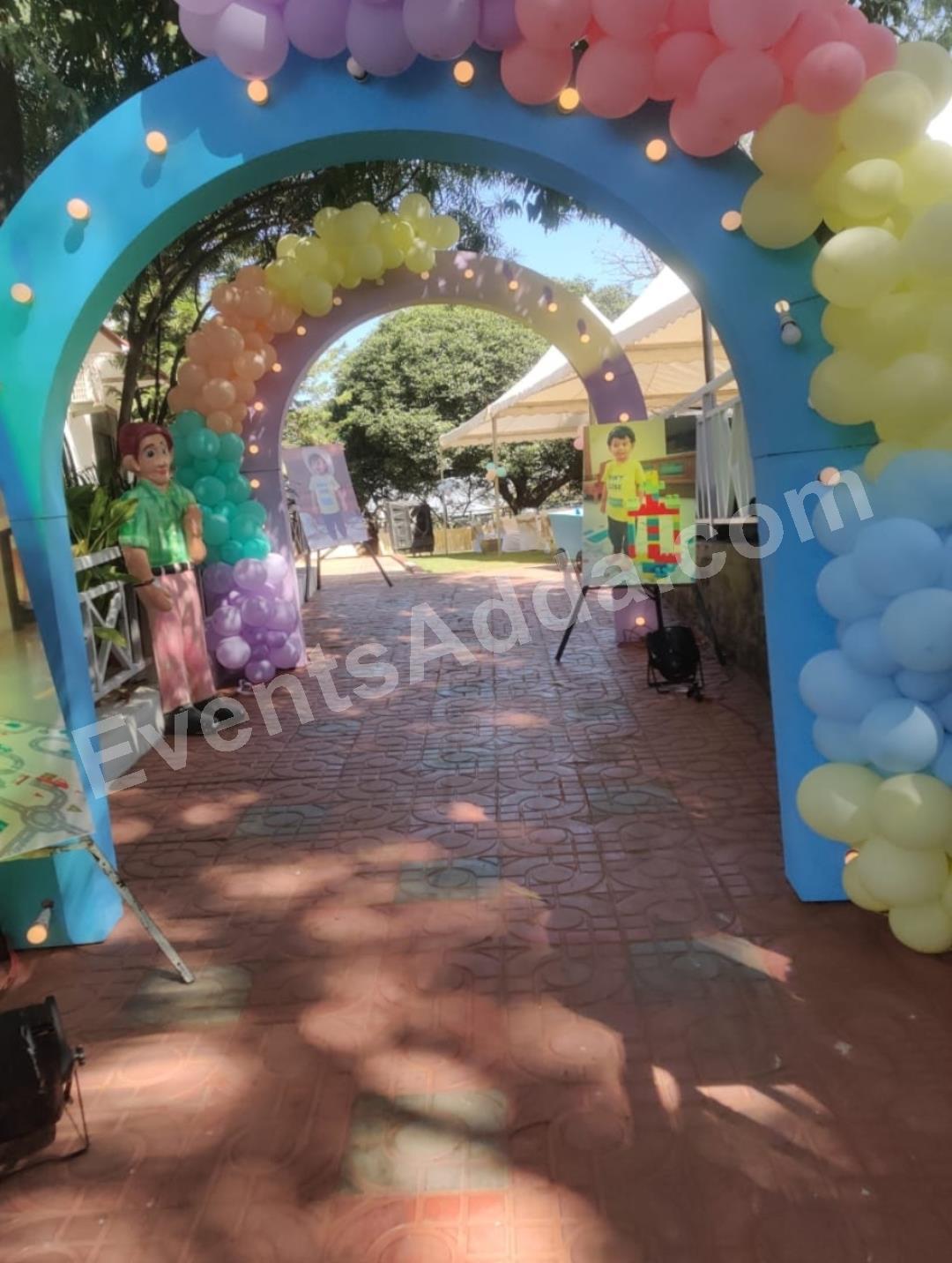 pastel-carnival-entrance-arch-decoration-4.jpg