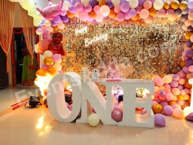 pastel-shimmer-first-birthday-decoration-3.jpg