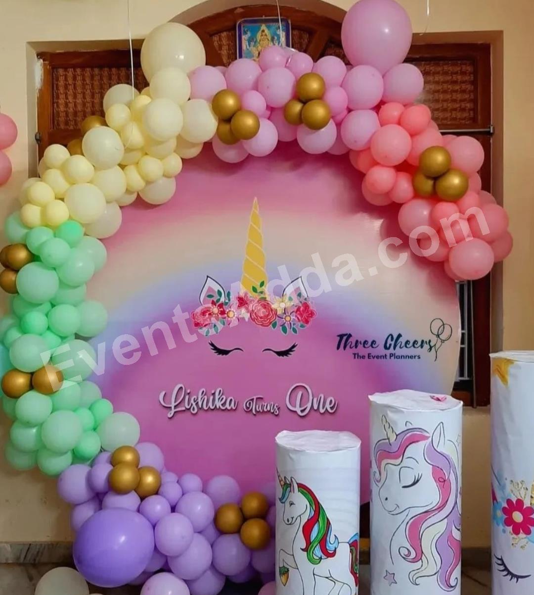 pastel-unicorn-first-birthday-decoration-2.jpg