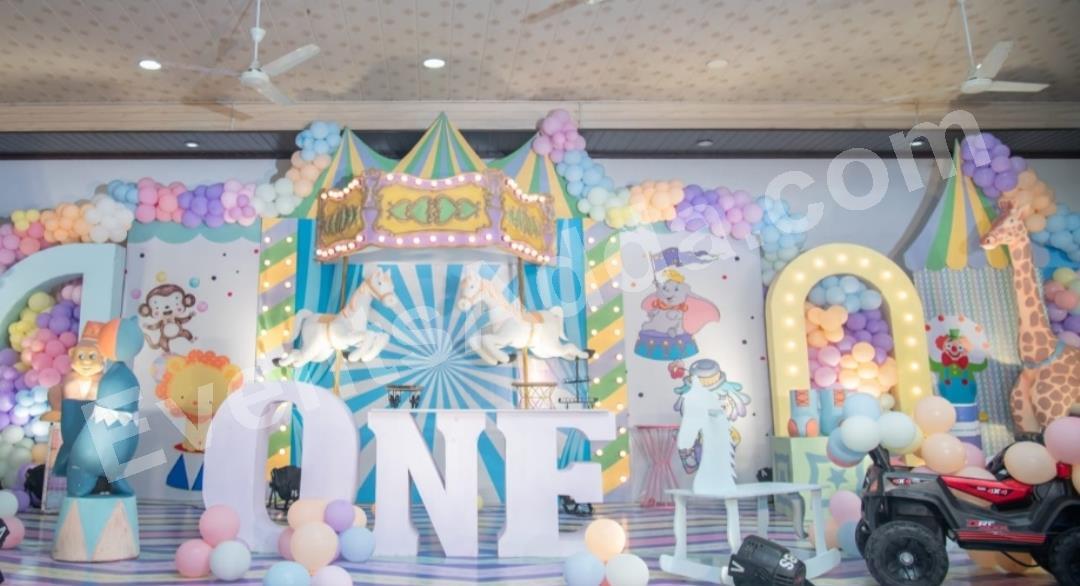 premium-carnival-circus-birthday-theme-decoration-4.jpg