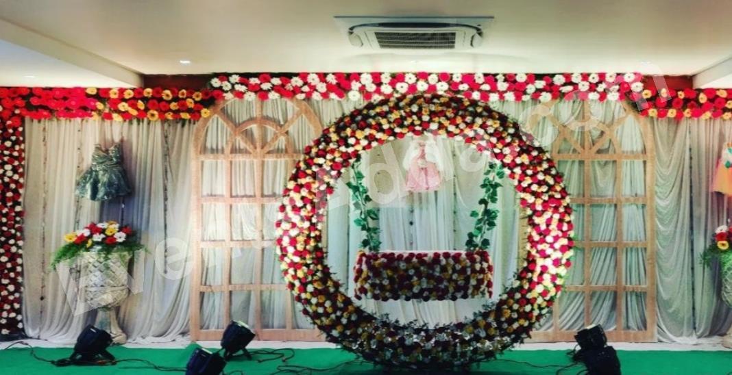 premium-circular-floral-swing-decoration-3.jpg