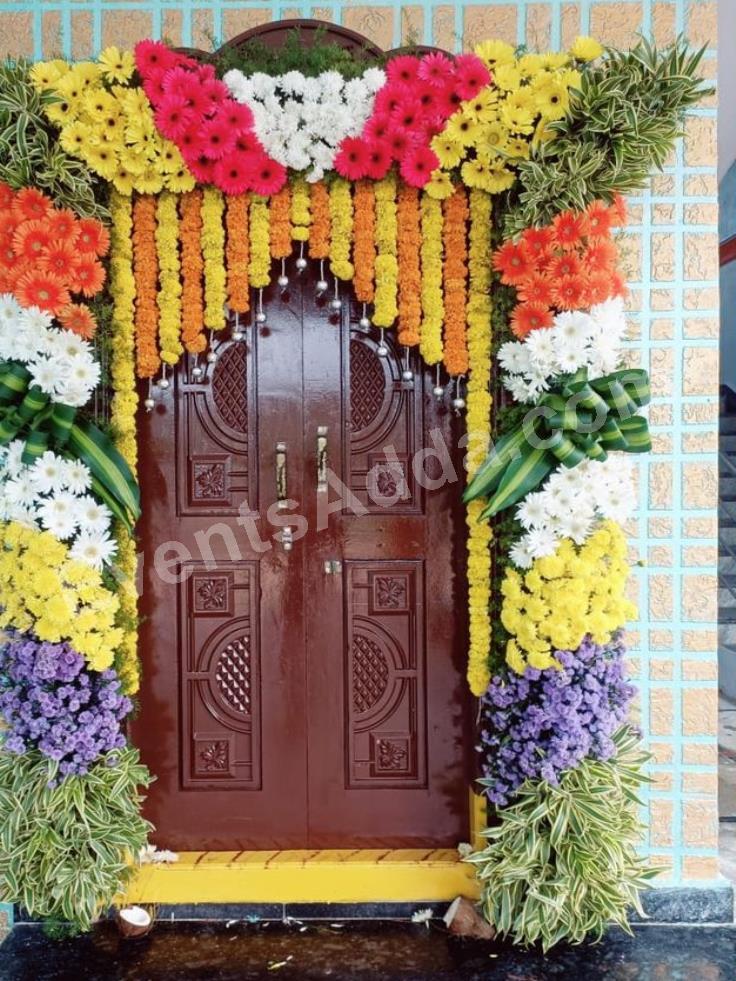 premium-fresh-floral-door-entrance-decoration-4.jpg