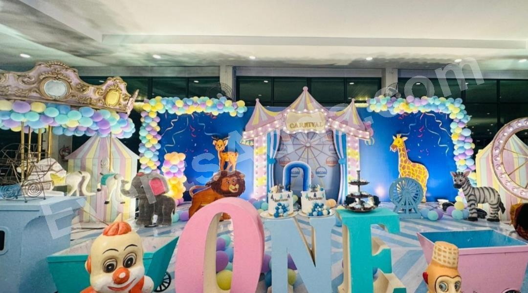 premium-pastel-carnival-animal-birthday-decoration-3.jpg