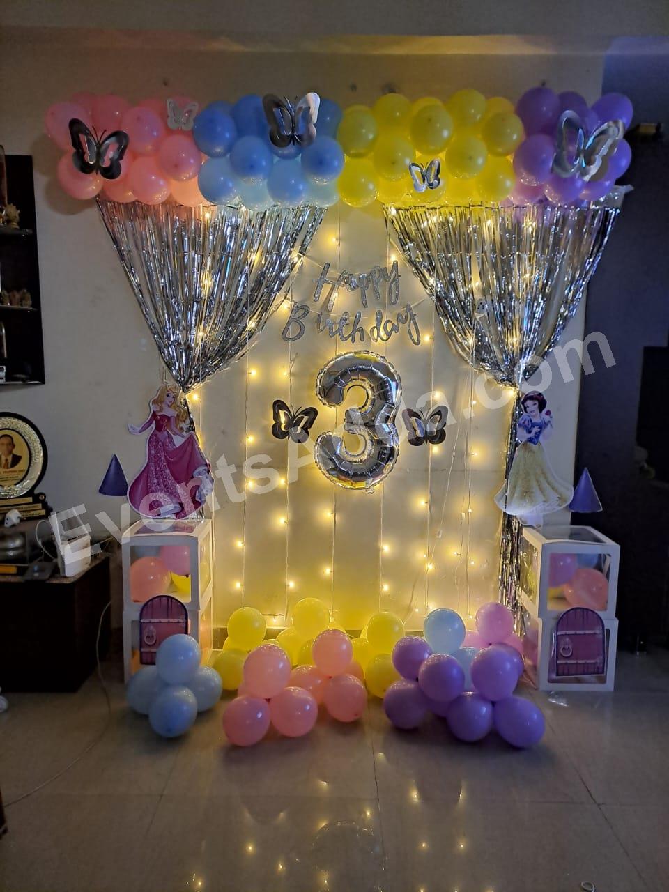 princess-3rd-birthday-balloon-decoration-with-silver-fringe-backdrop Decoration in =Chandigarh