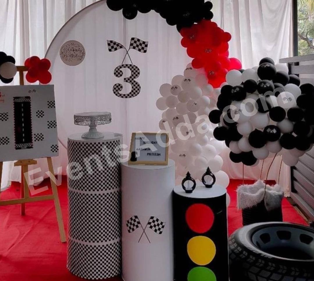 race-track-3rd-birthday-decoration-2.jpg