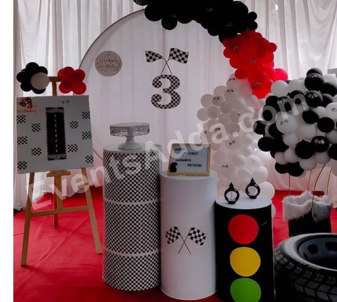 race-track-3rd-birthday-decoration-3.jpg
