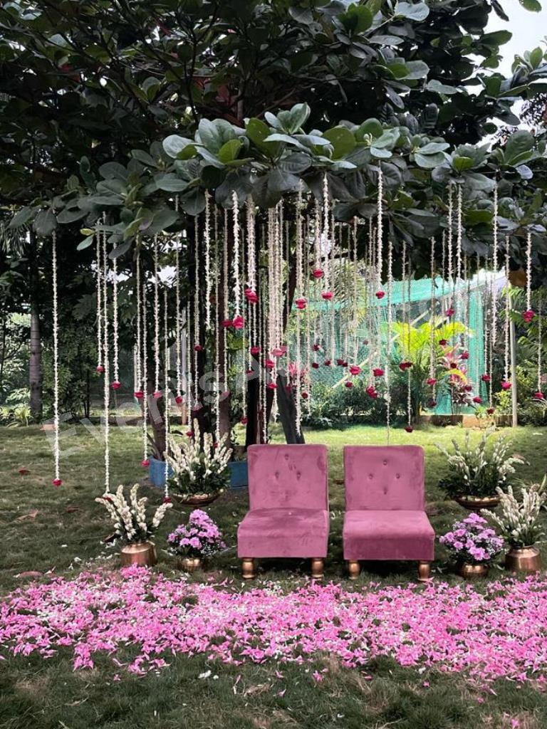 romantic-pink-floral-garden-swing-decoration-3.jpg