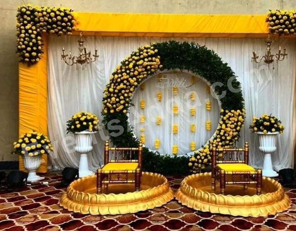 royal-circular-floral-haldi-ceremony-decoration-3.jpg