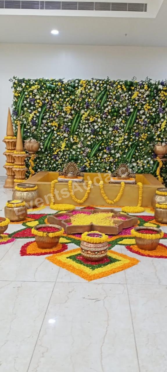 royal-floral-couple-haldi-ceremony-decoration-3.jpg