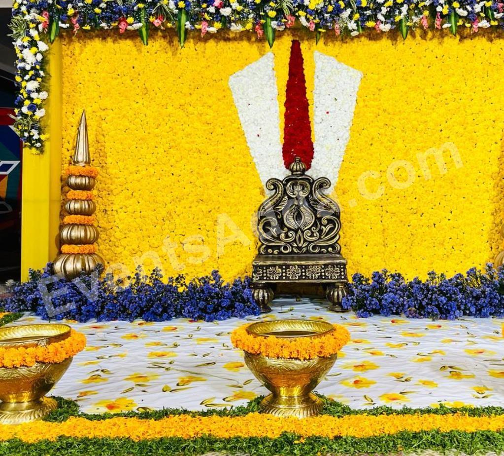 royal-floral-tirunamam-haldi-ceremony-decoration-3.jpg