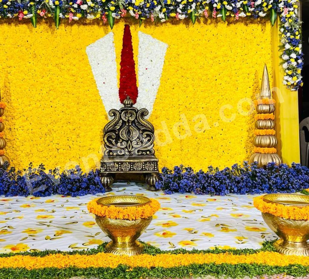 royal-floral-tirunamam-haldi-ceremony-decoration-4.jpg