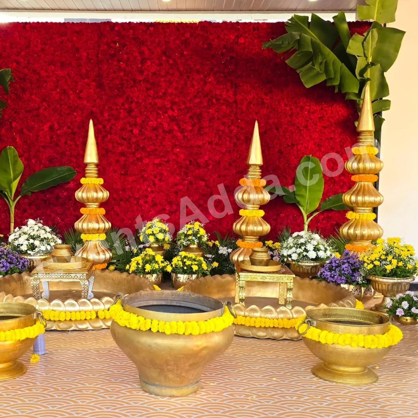 royal-red-rose-haldi-ceremony-decoration-4.jpg