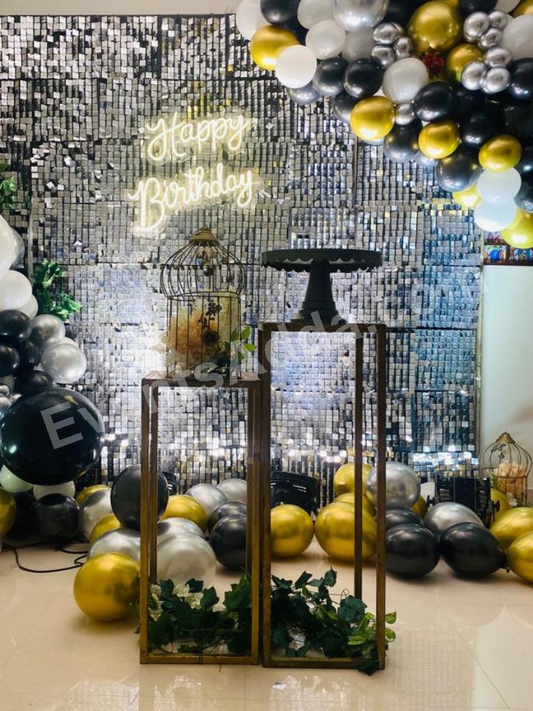 silver-shimmer-black--gold-birthday-decoration-4.jpg