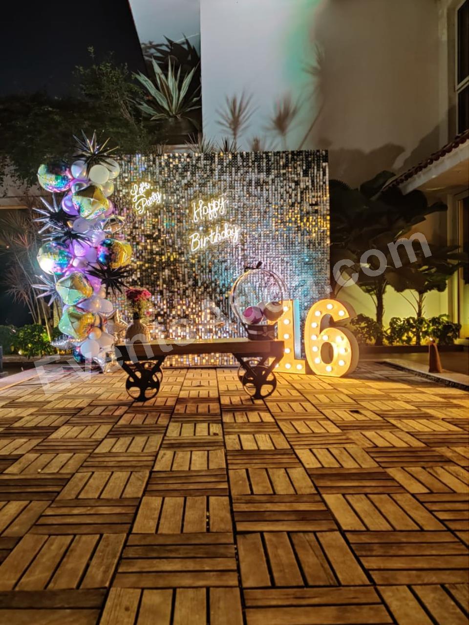 silver-shimmer-sweet-16-birthday-backdrop-decoration-4.jpg