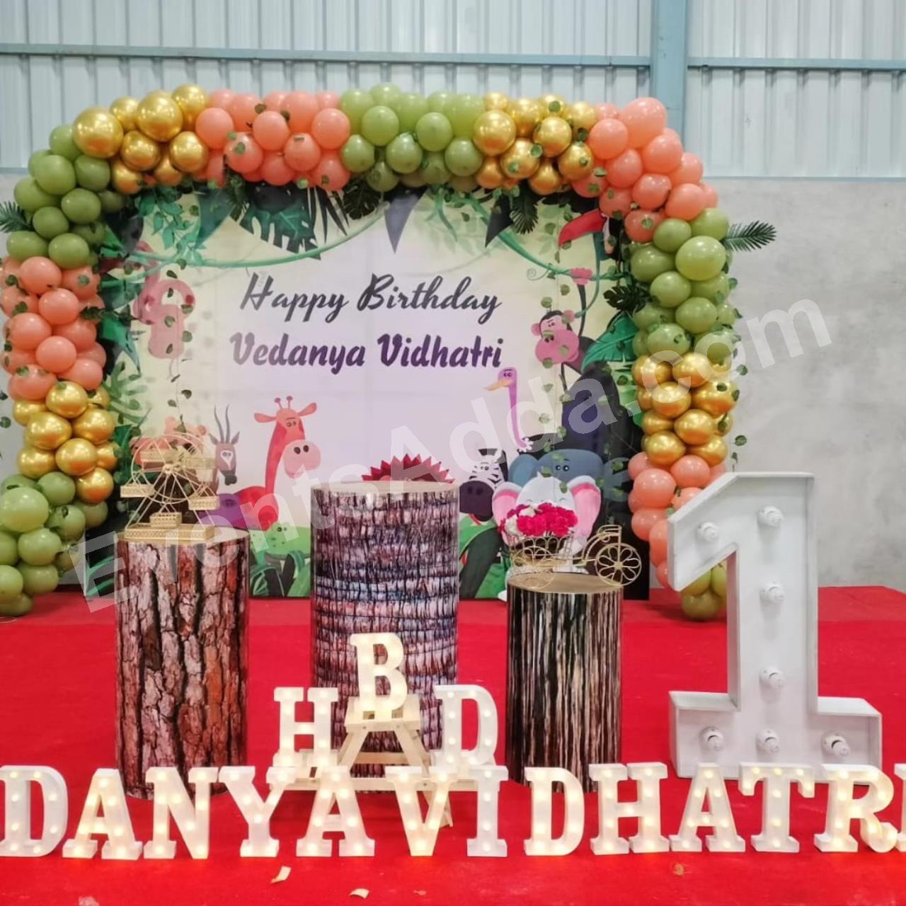 simple-jungle-safari-theme-birthday-decoration-4.jpg