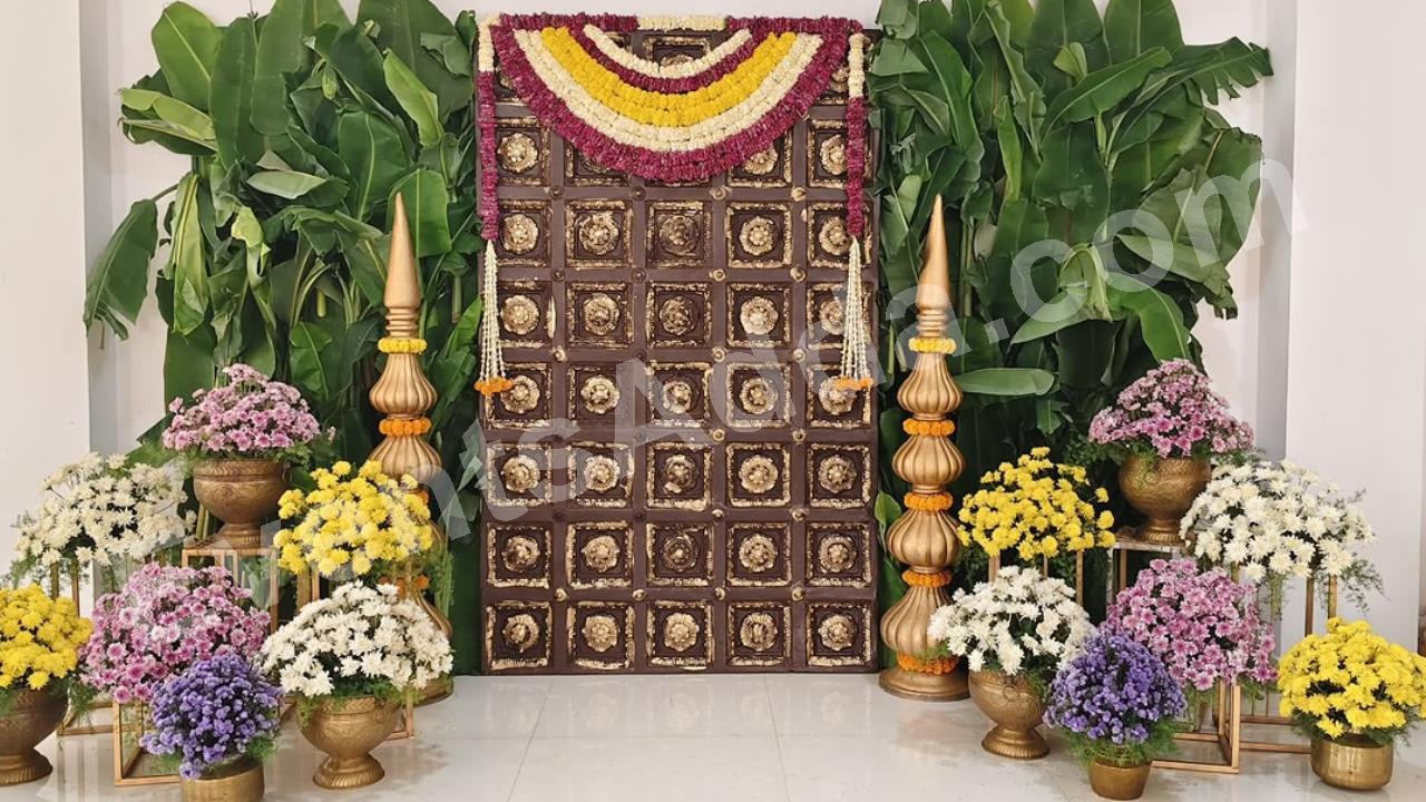 traditional-banana-leaf-entrance-backdrop-decoration-2.jpg