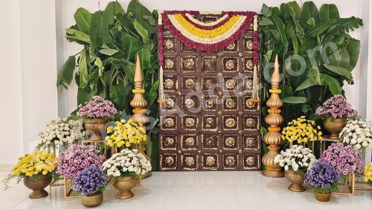 traditional-banana-leaf-entrance-backdrop-decoration-3.jpg
