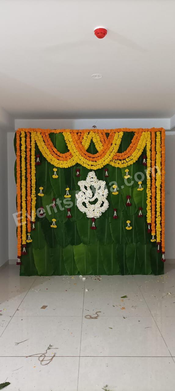 Traditional Ganesh Banana Leaf Floral Backdrop Decoration Decoration in Siddipet
