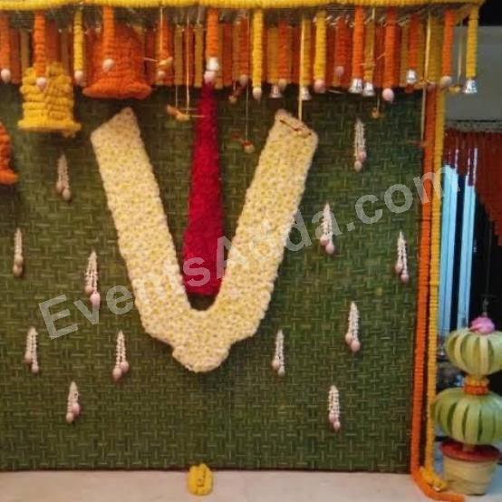traditional-green-leaf-and-marigold-haldi-decoration-4.jpg