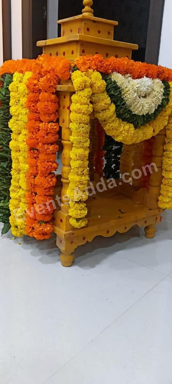 traditional-marigold-floral-palki-decoration-2.jpg