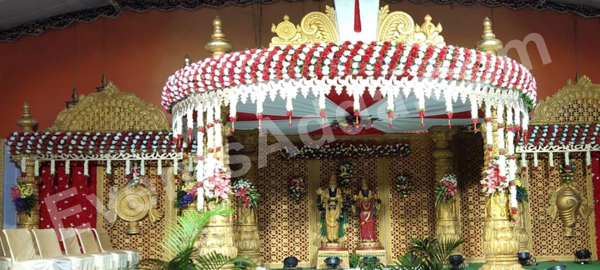 traditional-red--white-floral-mandap-decoration-3.jpg