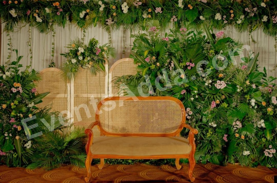tropical-botanical-lounge-decoration-2.jpg