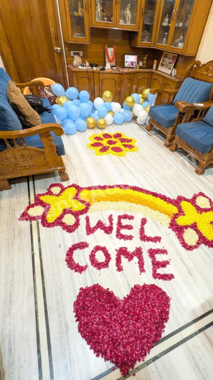 welcome-home-floral-rangoli--balloon-decoration-3.jpg