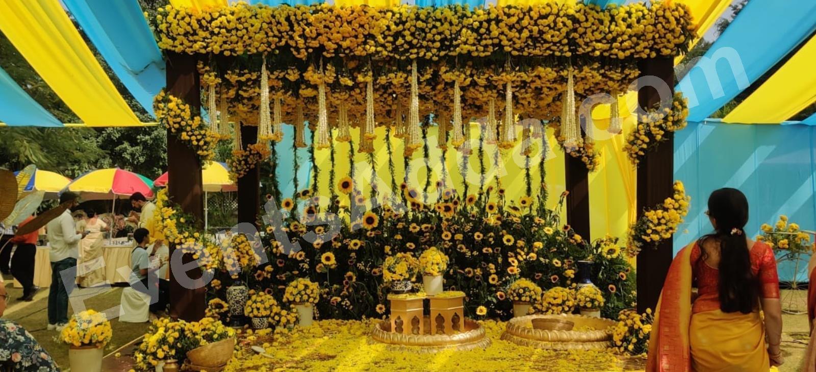 yellow-theme-decoration-2.jpg