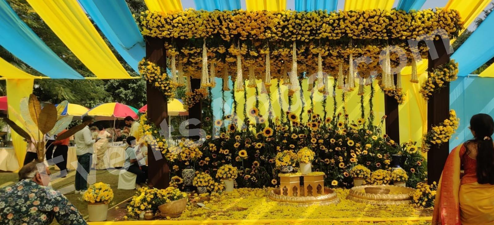 yellow-theme-decoration-3.jpg