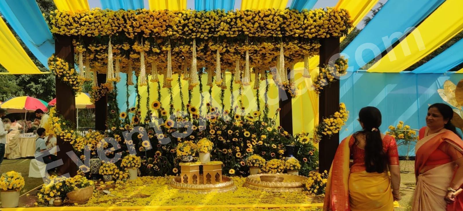 yellow-theme-decoration-4.jpg