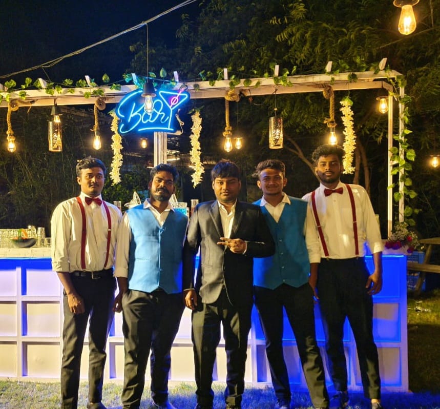 Female Bar Tender services